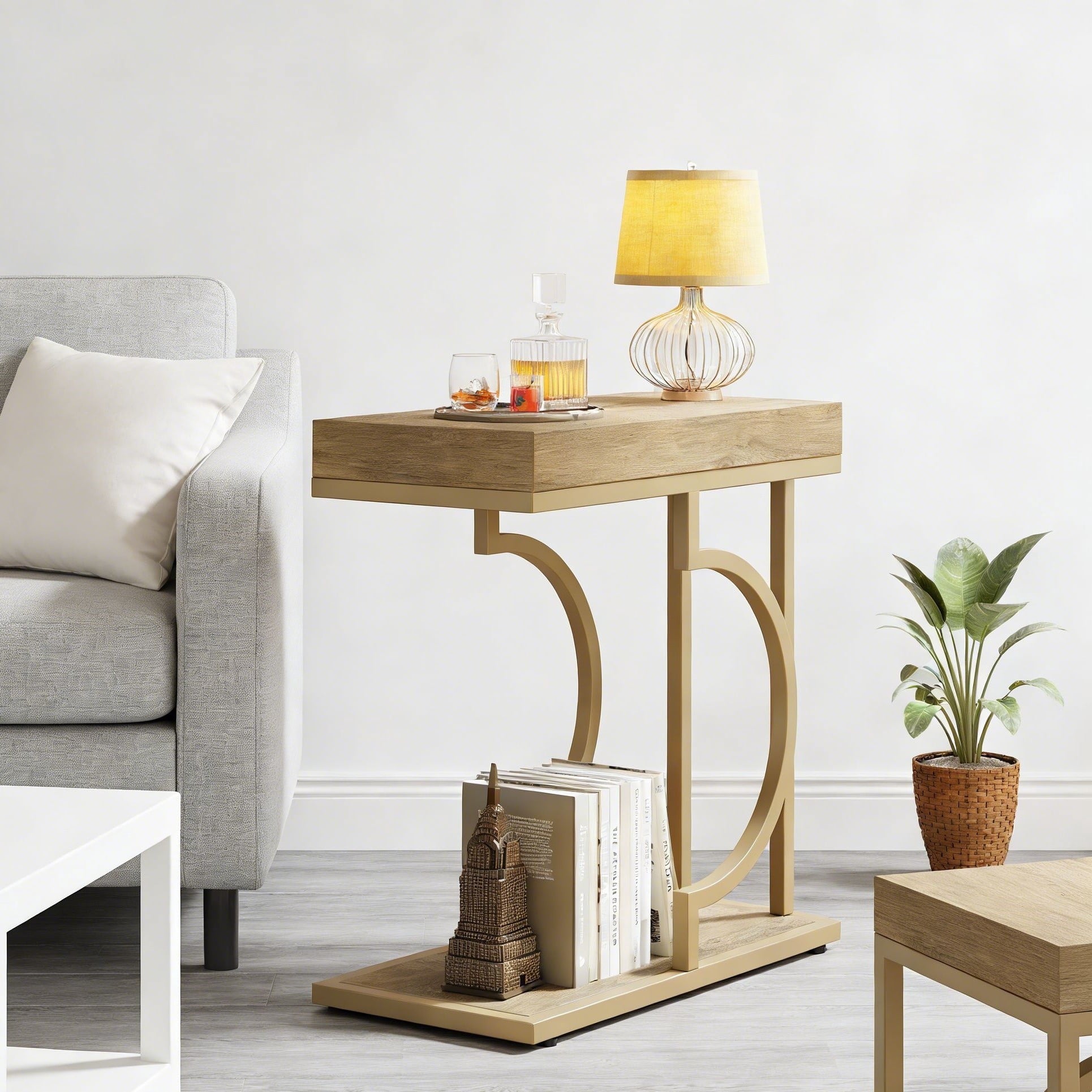 Fnova Narrow Side Table, C-Shaped Modern End Table with Metal Frame, Small Sofa Side Table for Living Room, Bedside Table for Couch,Light Brown